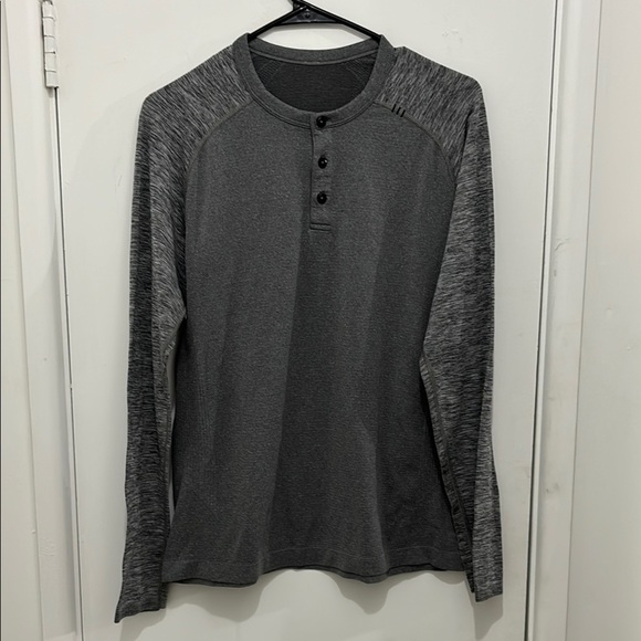Lululemon Men's Gray Henley Shirt - Picture 1 of 4